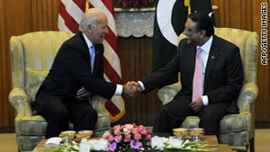 U.S. Vice President Joe Biden met with Pakistan's President Asif Ali Zardari in Islamabad Wednesday.