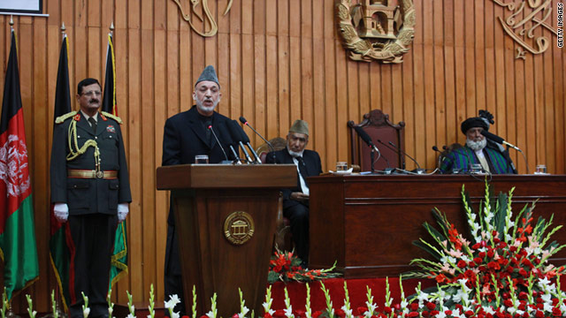 Afghan President Hamid Karzai speaks to members of the new parliament on January 26, 2011 Kabul.