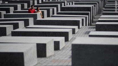 c1main.berlin.holocaust.memorial.jpg