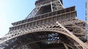 story.eiffel.tower.afp.gi.jpg