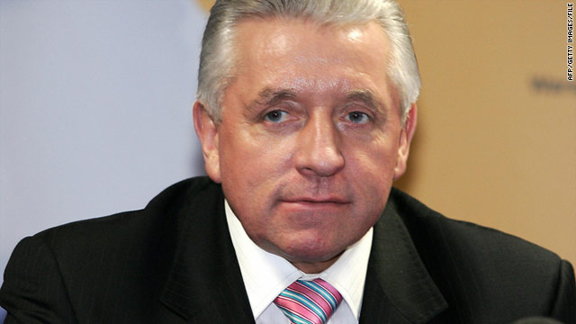 Andrzej Lepper was Poland's deputy prime minister from 2006 to 2007, and aslo served as the country's agriculture minister.