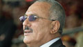Gulf states freeze Yemen deal as Saleh hangs on