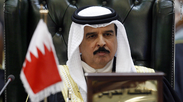 Hamad bin Isa al-Khalifa attends the Gulf Cooperation Council summit in Kuwait City on December 14, 2009.