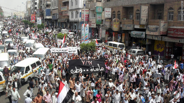 Yemenis march through Taiz on July 17, 2011 in what they called a 'day of rage' against President Ali Abdallah Saleh.