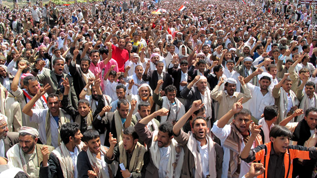 http://i.cdn.turner.com/cnn/2011/WORLD/meast/09/18/yemen.violence/t1larg.yemen.protest.afp.gi.jpg