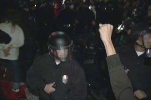 Police clear Occupy camps in Los Angeles, Philadelphia - CNN