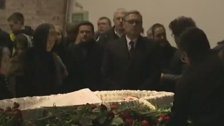 Russia bids farewell to opposition leader