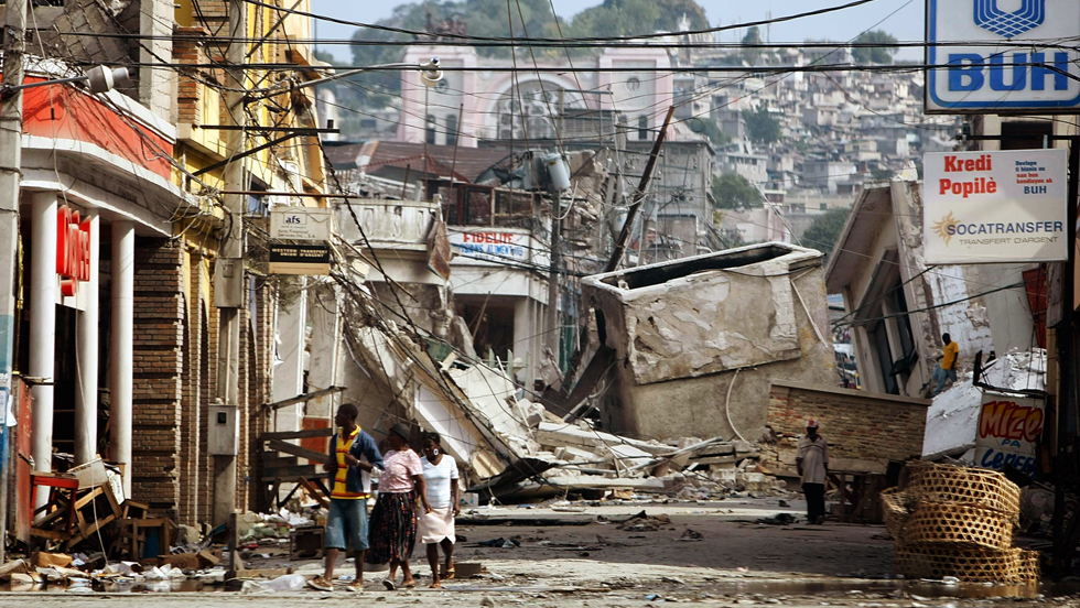 http://i.cdn.turner.com/cnn/interactive/2010/01/world/gallery.large.haiti-1/images/24.jpg