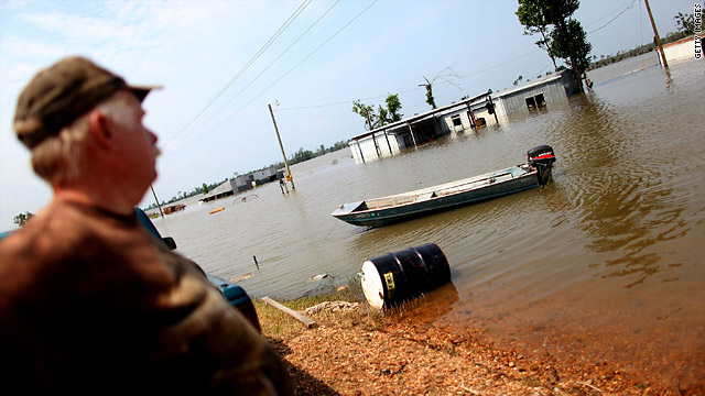 Floodwaters on the rise 