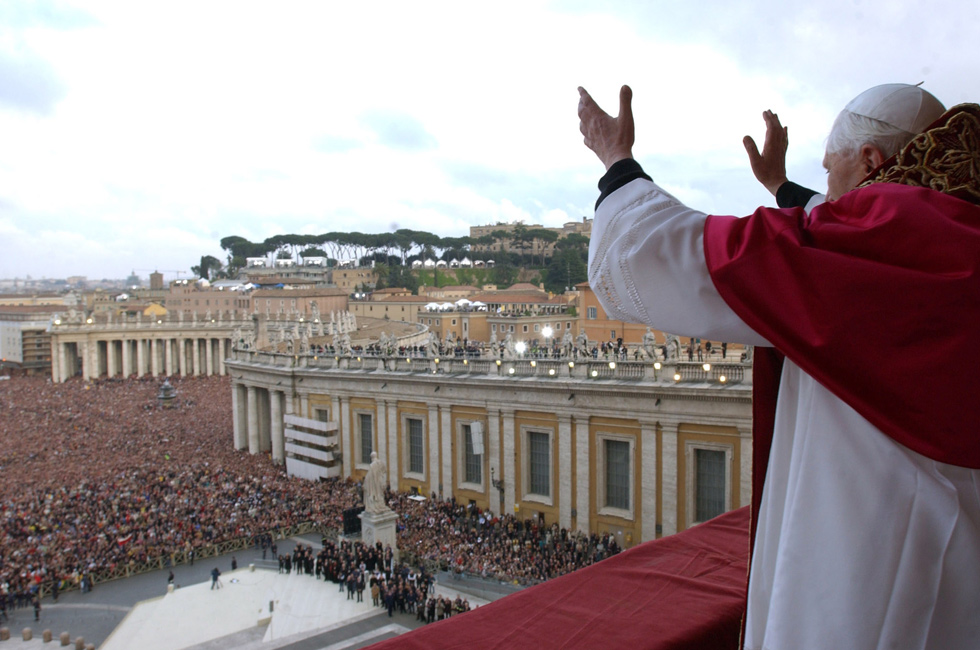 http://i.cdn.turner.com/cnn/interactive/2013/03/world/pope-conclave/media/new-pope.jpg