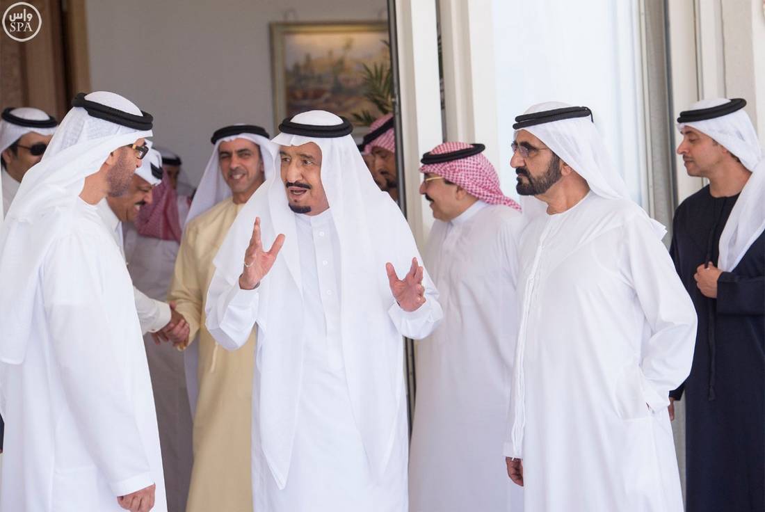 بعيدًا عن بلديهما.. الملك السعودي يستقبل حاكم إمارة دبي في  مدينة طنجة بالمغرب - CNNArabic.com