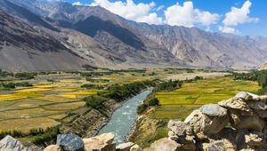 تعرّف إلى ثاني أعلى الطرق الدولية الأكثر تشويقاً في العالم