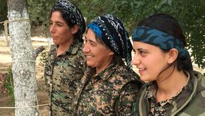 قوات سورية وكردية تشن هجوما شمال "عاصمة داعش" بسوريا بدعم أمريكي.. و"الرقة تذبح بصمت": حانت اللحظة التي انتظرها أهالي الرقة