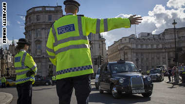 لندن: 9 موقوفين بحملة اعتقالات لمتهمين بالإرهاب على صلة بـ