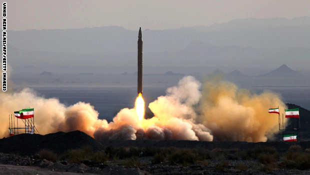 برنامج الصواريخ الإيرانية: تطوّره وتأثيره على موازين القوى الاقليمية  GettyImages-103547590