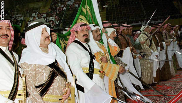 حياة عبدالله بن عبد العزيز وليا للعهد وملكا في صور 