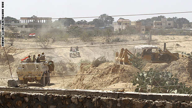 مصر تستعد لساعة الصفر لتنفيذ العملية الكبرى في سيناء Sinai.bulldozer