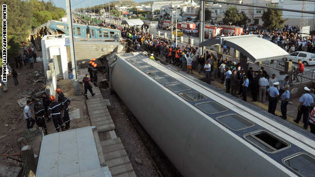 تونس : مصرع 8 ركاب وإصابة 60 في حادث خروج قطار عن مساره Train_2