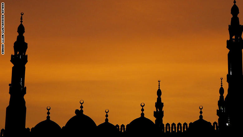 صور .. المساجد في القاهرة..مدينة الألف مئذنة 165166975