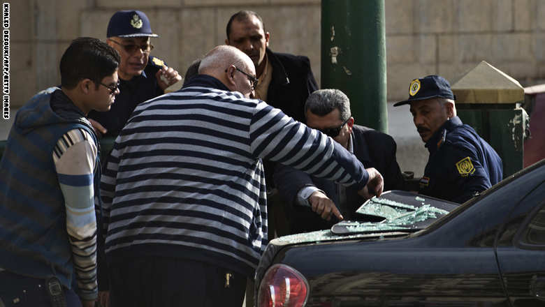 مصر: مقتل رئيس مباحث شرطة الجناين بالسويس خلال مطاردة مسلحين 464956872