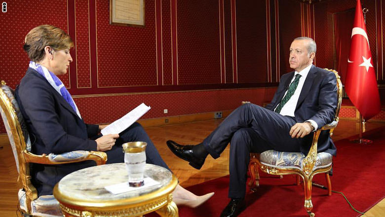 أردوغان يكشف لـCNN: لم يخطر في بالي أني لن أكون رئيسا بعد ليلة محاولة الانقلاب.. وخلال 12 ساعة توصلت حكومتي لـ"النتائج التي أردناها"