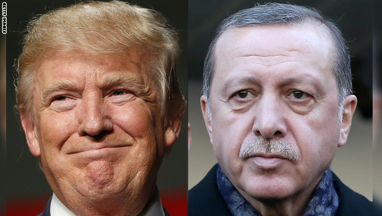 بعد مناقشته تأسيس مناطق آمنة في سوريا مع الملك سلمان.. ترامب يثير القضية مع أردوغان