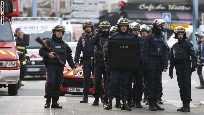 فرنسا: إطلاق نار في عدة مناطق من باريس وانفجار قرب ملعب فرنسا شمالي العاصمة - صفحة 4 GettyImages-497643692