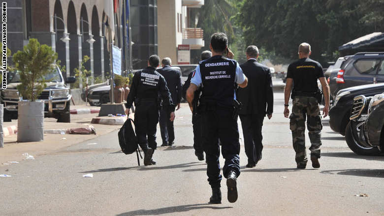 مسلحون يهاجمون فندقا دوليا وسط باماكو عاصمة مالي GettyImages-498155360