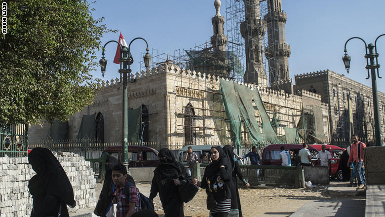 وزير الأوقاف المصري يبدأ تطبيق الخطبة الموحدة في المساجد.. وهاشم: تجفيف لروافد الدعوة والخطاب الديني