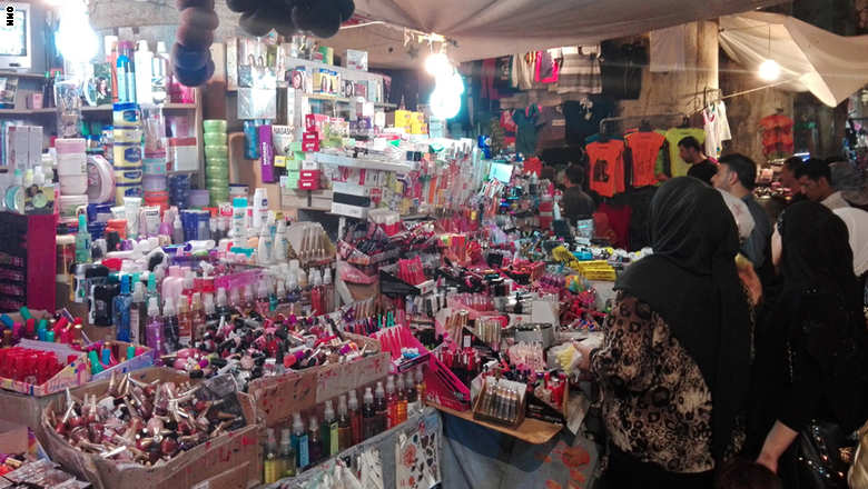 سوق "الحميدية" في دمشق عند الساعه الثانية بعد منتصف الليل IMG_20150715_013255