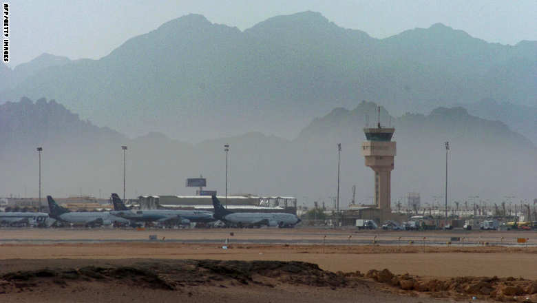 تحطم طائرة روسية تقل 224 راكبا بأجواء سيناء المصريه - صفحة 3 Sharm%20El%20Sheikh%20International%20Airport