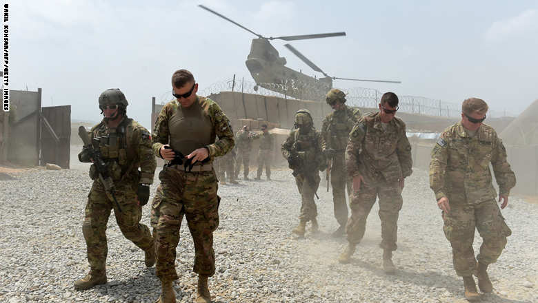 أفغانستان.. مقتل 5 جنود في تحطم مروحية لحلف "الناتو" في كابول Afghanistan.chopper