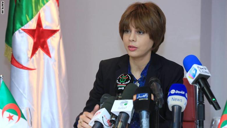 اعتبرته وزيرة البريد تحركا سياسيا.. الجزائر تخطط للاستثمار في قطاع الانترنت بوسط إفريقيا