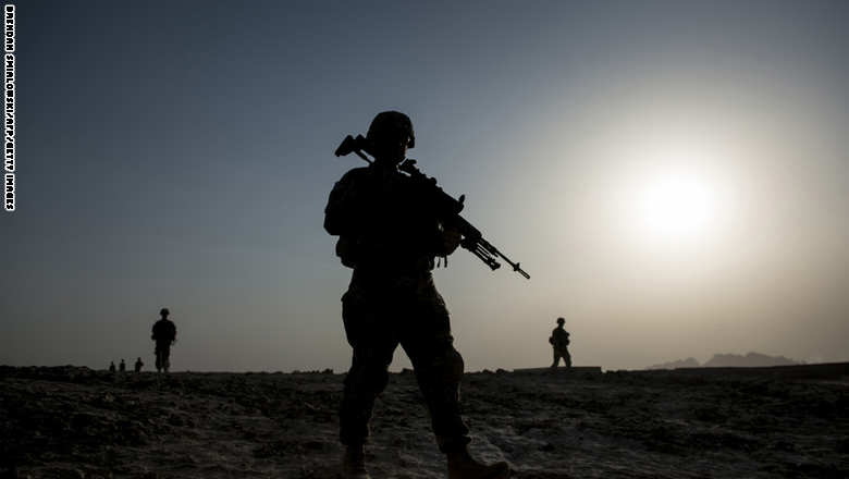 عبوة ناسفة تقتل اثنين من الجيش الأمريكي بأفغانستان Us%20soldiers