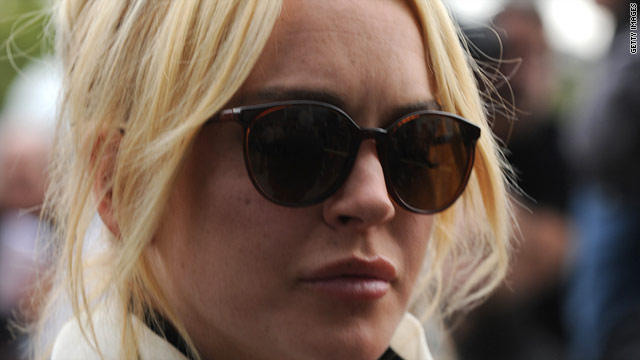 Lindsay Lohan released from jail after posting $75,000 bond - CNN.com