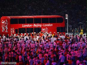 حافلة لندن الشهيرة ودورتها المقبلة بعام 2012
