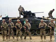 تشارك العديد من دول الناتو في القوة الدولية المرابضة في أفغانستان