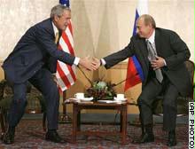 يحاول مسؤولو الجانبين التوصل لاتفاق نهائي قبل القمة الروسية الأمريكية
