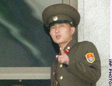 قالت كوريا الشمالية إنها ستفترض تعليق المباحثات العسكرية مع الشطر الجنوبي وحتى اعتذاره