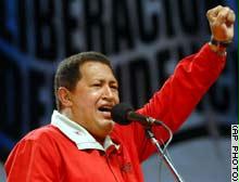 اتهم شافيز مراراً الإدارة الأمريكية بمحاولة غزو بلاده