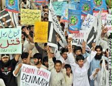 من الاحتجاجات الشعبية في باكستان على نشر الرسوم المسيئة