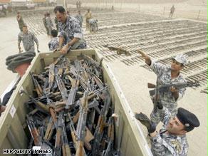 معظم أسلحة الجيش العراقي الحالي خفيفة، وهو بحاجة إلى أسلحة ثقيلة