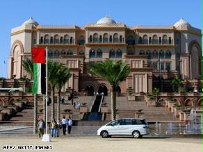 قفزت أبو ظبي من المركز الثامن العام الماضي إلى المركز الثاني هذا العام من حيث غلاء أسعار الفنادق