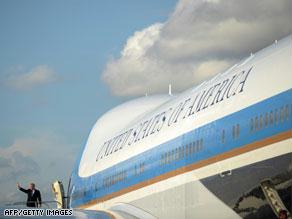 قام الرئيس الأمريكي بأكثر من 1600 رحلة جوية على متن الطائرة الرئاسية
