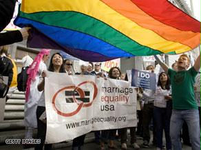 مظاهرة أمريكية تطالب بالسماح بزواج المثليين