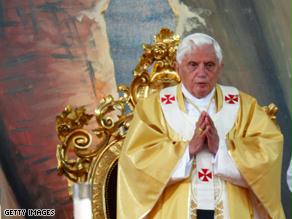 بابا الفاتيكان دعا للسلام بين شعوب الشرق الأوسط