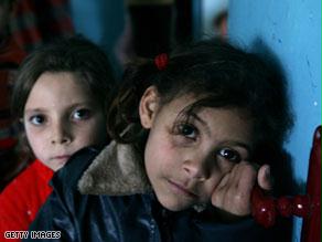 أطفال غزة بانتظار من يعيد لهم الأمل بغد أفضل
