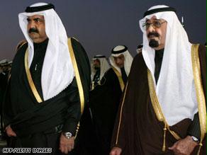 أمير قطر مع خادم الحرمين الشريفين في الرياض الخميس