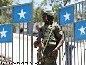 أحد عنار قوات الشرطة الصومالية