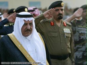 الأمير نايف خلال عرض عسكري